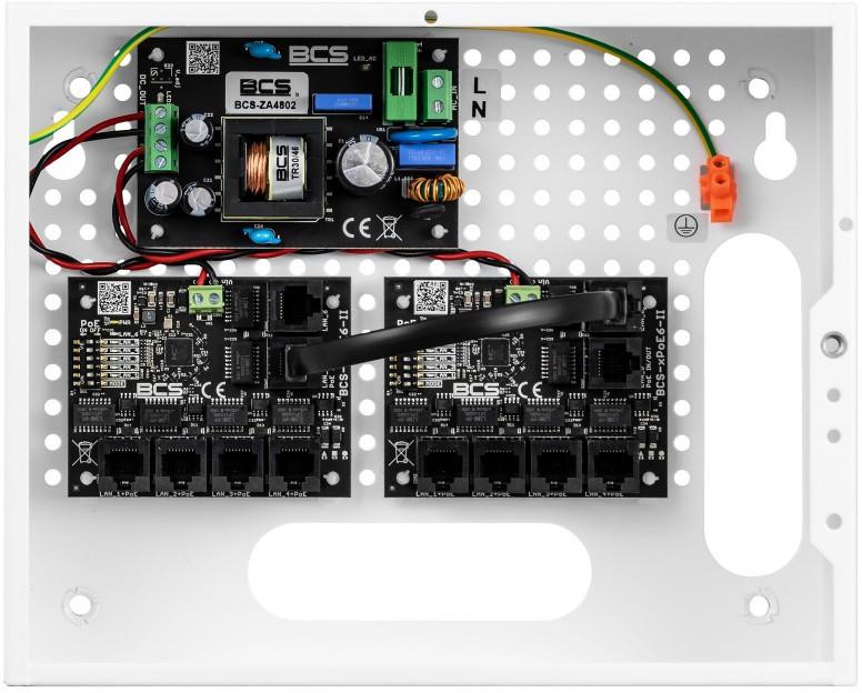 System zasilania do 9 kamer IP ze switchem PoE w obudowie wewnętrznej BCS POWER BCS-IP8/E-S — ujęcie 1
