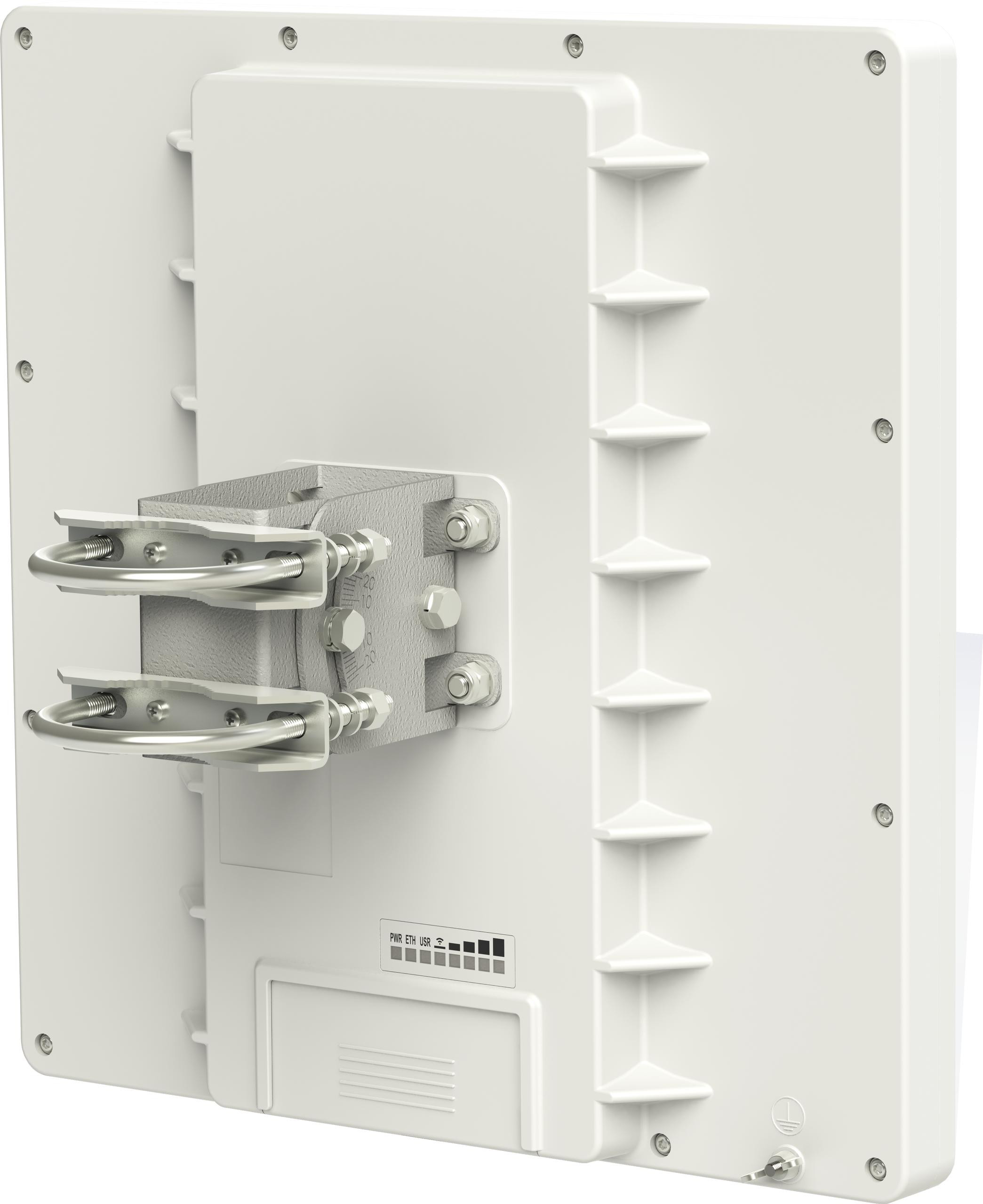 MikroTik QRT 5 RB911G-5HPnD-QRT antena panelowa 5 GHz 24 dBi link punkt-punkt outdoor — ujęcie 1