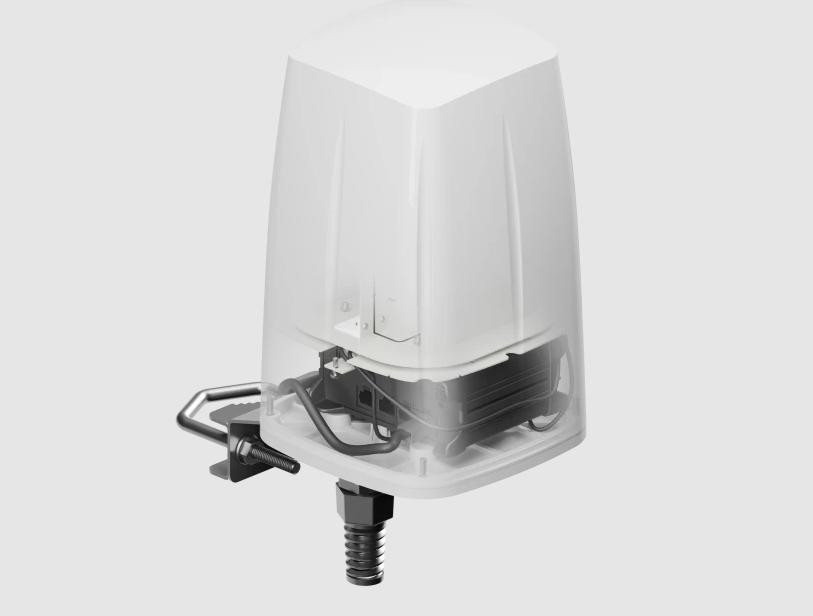 Teltonika antena zewnętrzna SMA PR1ICC60 LTE/Wi-Fi/GPS antenna with Band 71 for RUT9-series routers — ujęcie 1