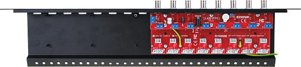 EWIMAR LHSO-8R-EXT-FPS 8-kanałowy separator AHD CVI TVI w szafie rack 19 cali z ochroną przepięciową i zasilaniem — ujęcie 1